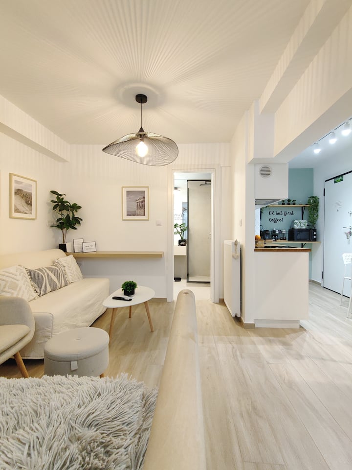 Daisy's Cozy Studio στο Κολωνάκι - Athen
