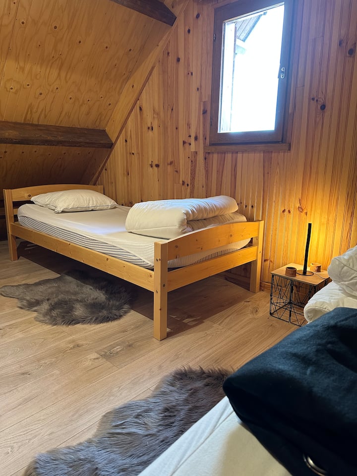 Chambre 4 
2 Lits 90x190 