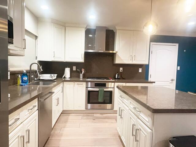 Home 2 | 4BD/2BA Santa Clara Home Near Apple Park gallery image 2