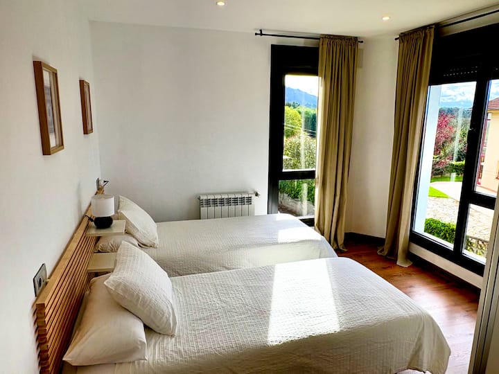 საძინებელი 1