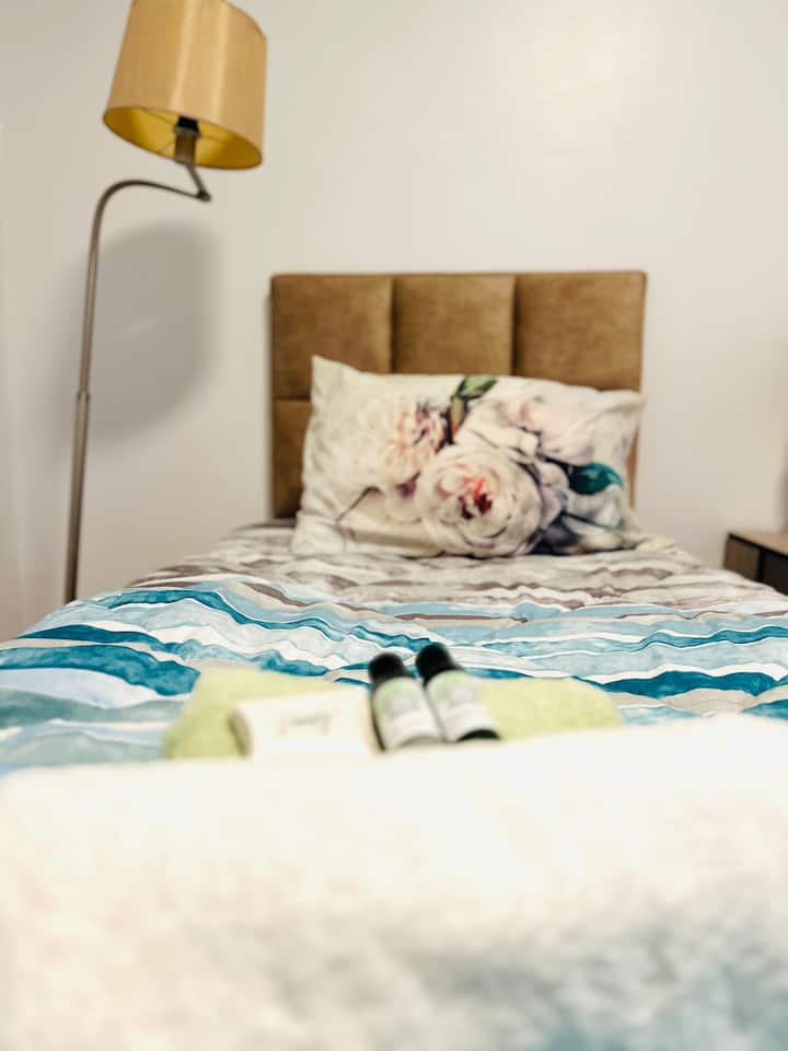 غرفة النوم 2