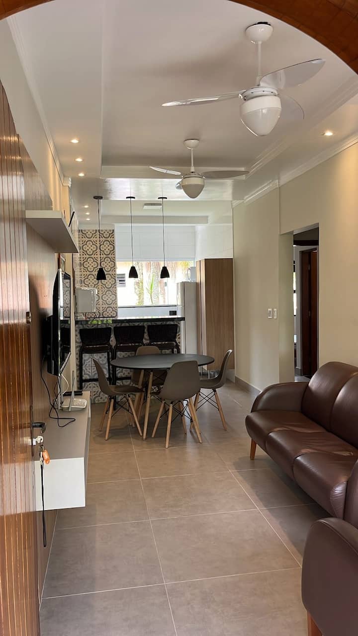 Frente Praia Grande | 2quartos | Cozinha Completa - Ubatuba