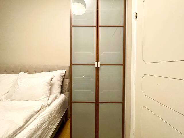 4 bed riverside apt gallery image 4