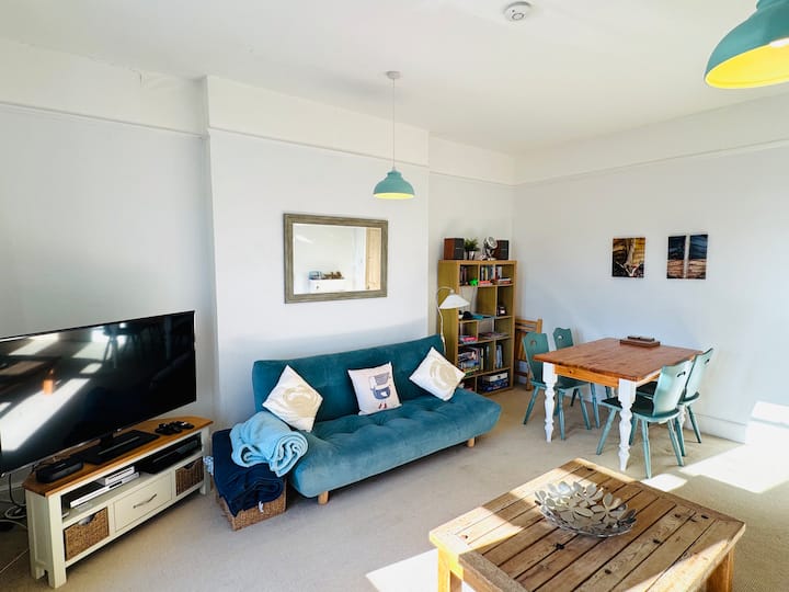 Spacious, Characterful, Sea Views Too ! Ventnor - Isle of Wight