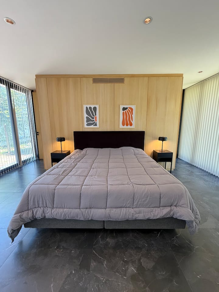 Spavaća soba spojena sa sobom