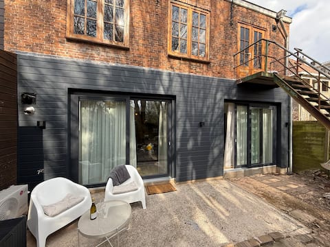 New long stay apartment in the city center