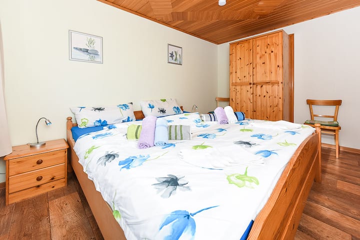 غرفة النوم 1