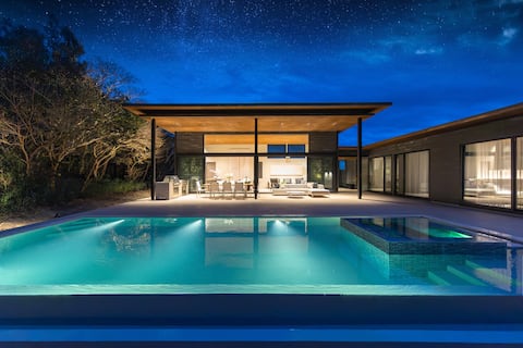 Pool + Hot Tub & Sauna | Kujukuri Beach Luxury Private Villa Avalon Cove
