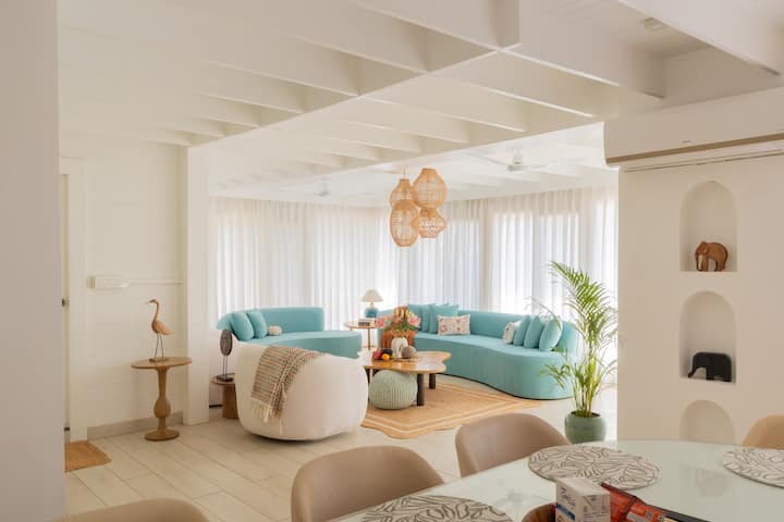 Living room image 2