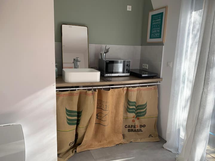 Studio Avec Petite Terrasse - Mérignac