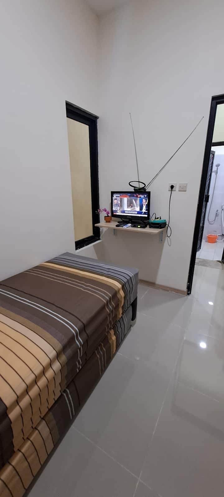 საძინებელი 1