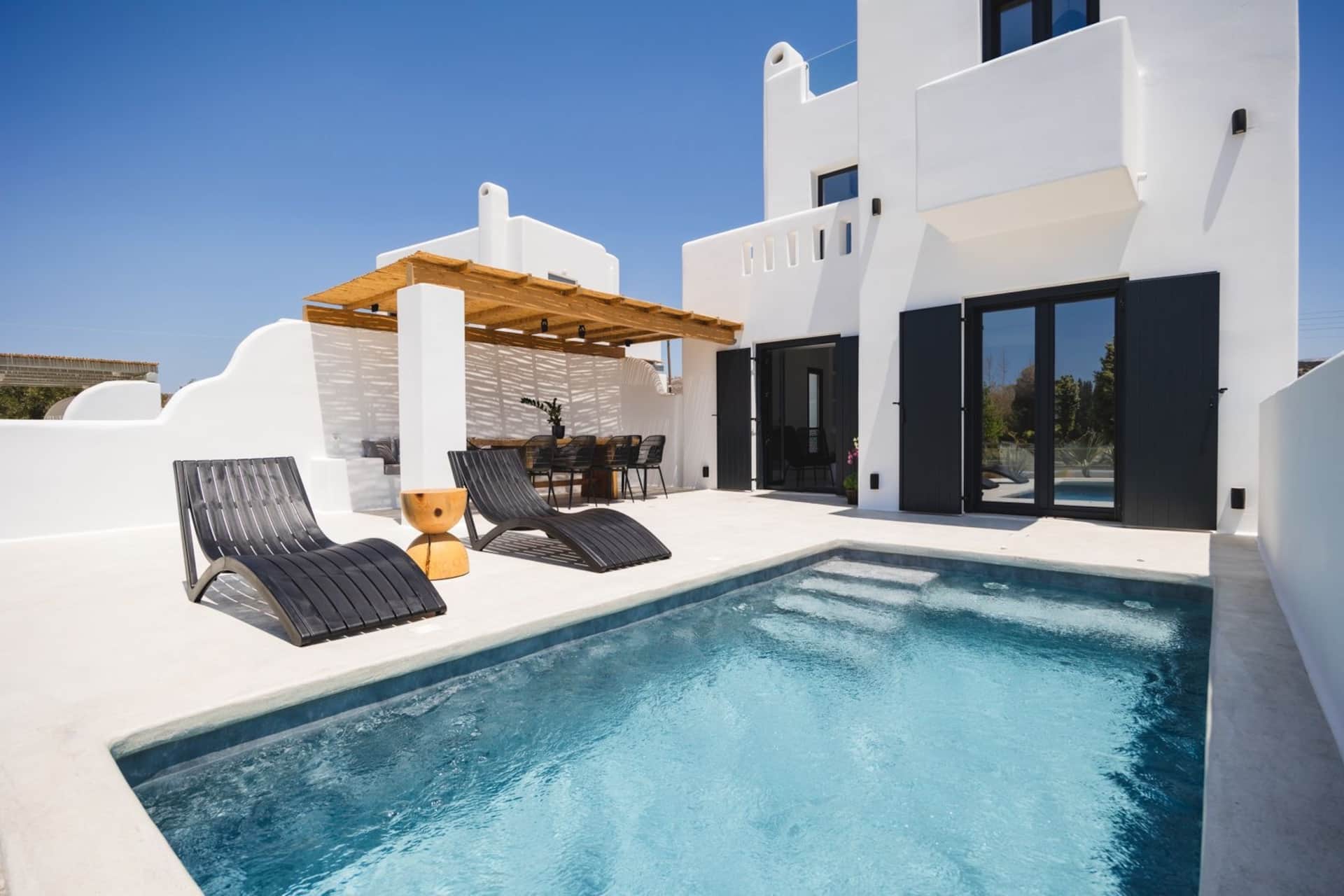 VotsaLo sea view house