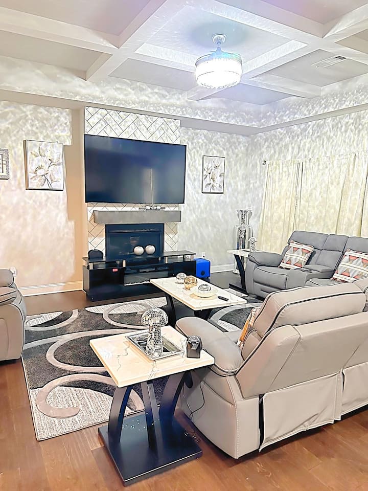 Sisters’ Savvy - Auburn, GA