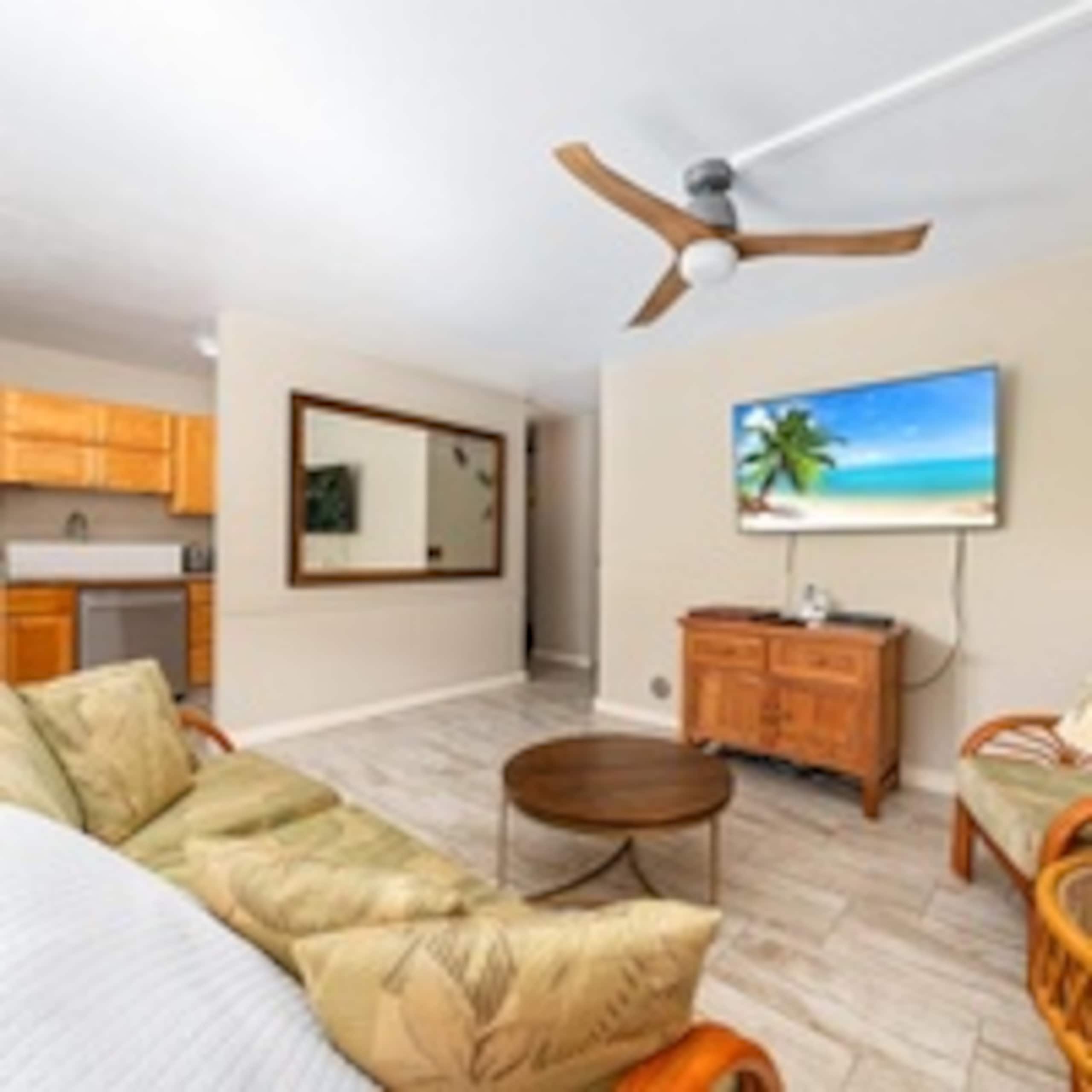 Condo in Kailua-Kona · ★4.5 · 1 bedroom · 2 beds · 1 shared bath - Image 13