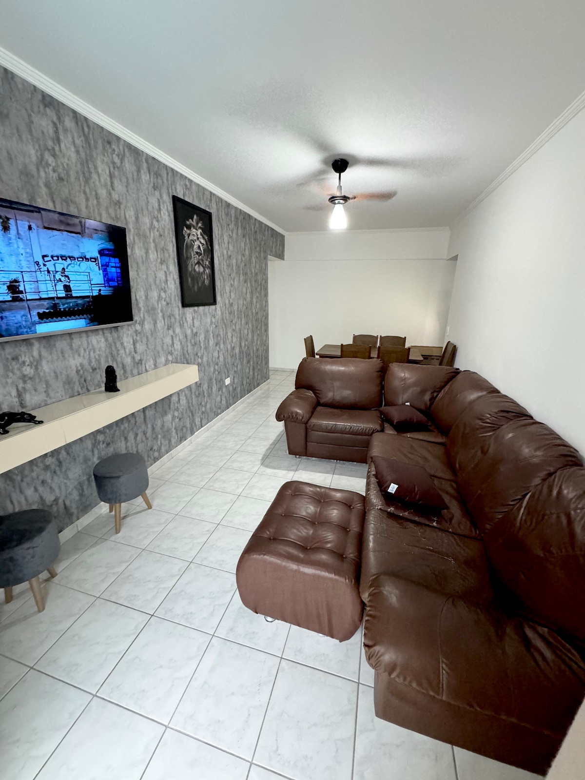 Top performing Airbnb: Beachfront Apartment/Right on the Sand in Praia Grande
