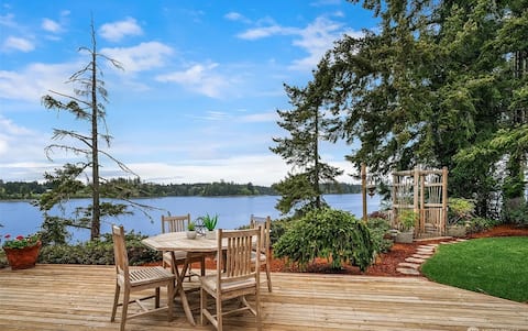 Private Beach on the Sound, Two Living Areas