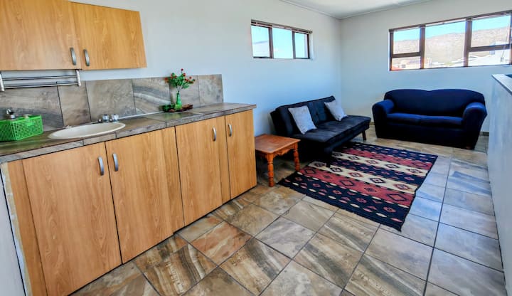 Pet Friendly Beach Entertainer - Gansbaai