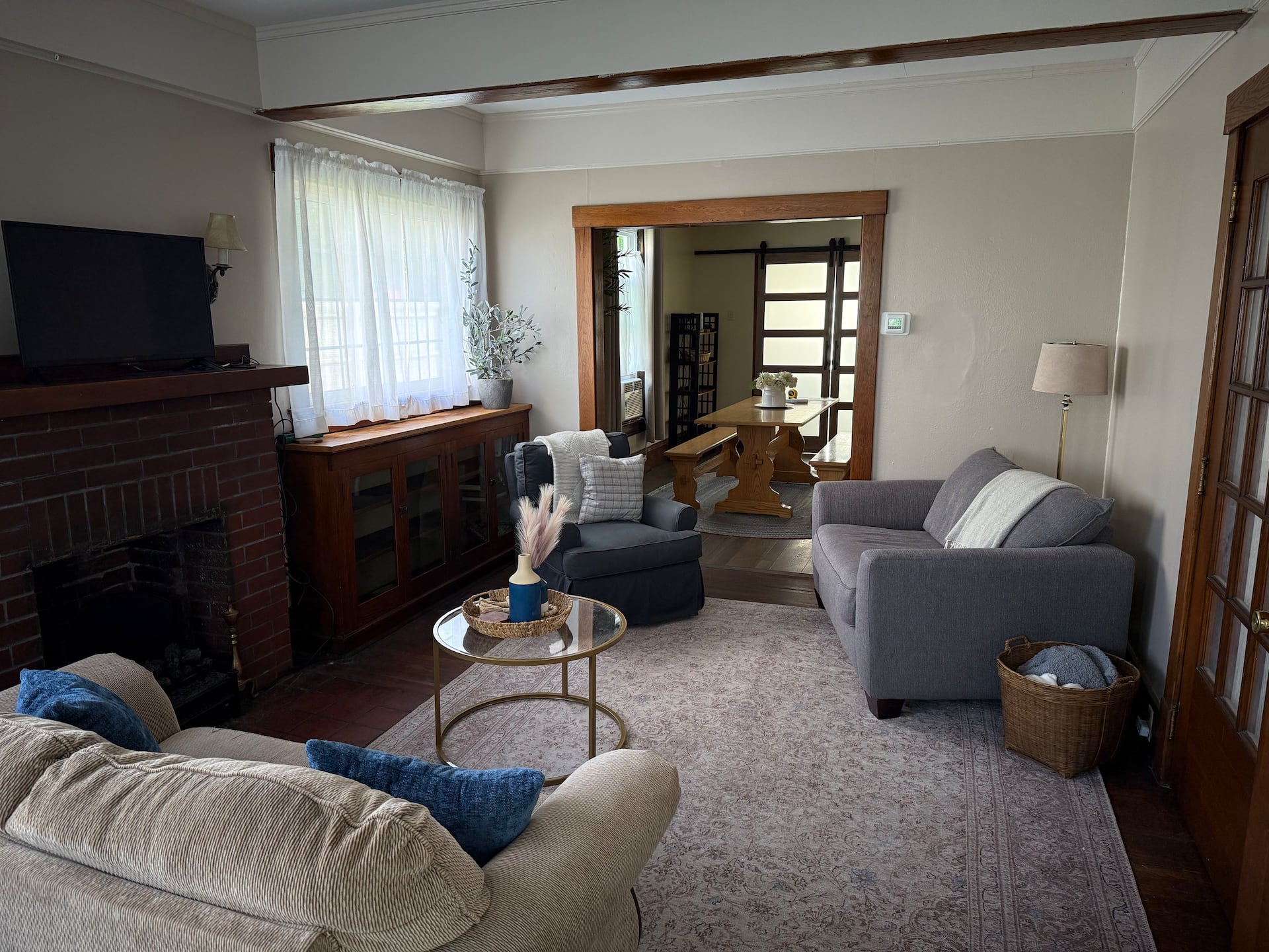 College Ave. Cottage (Duplex)