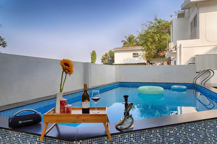 8bhk Private Pool Villa | 200m From Beach - Goa