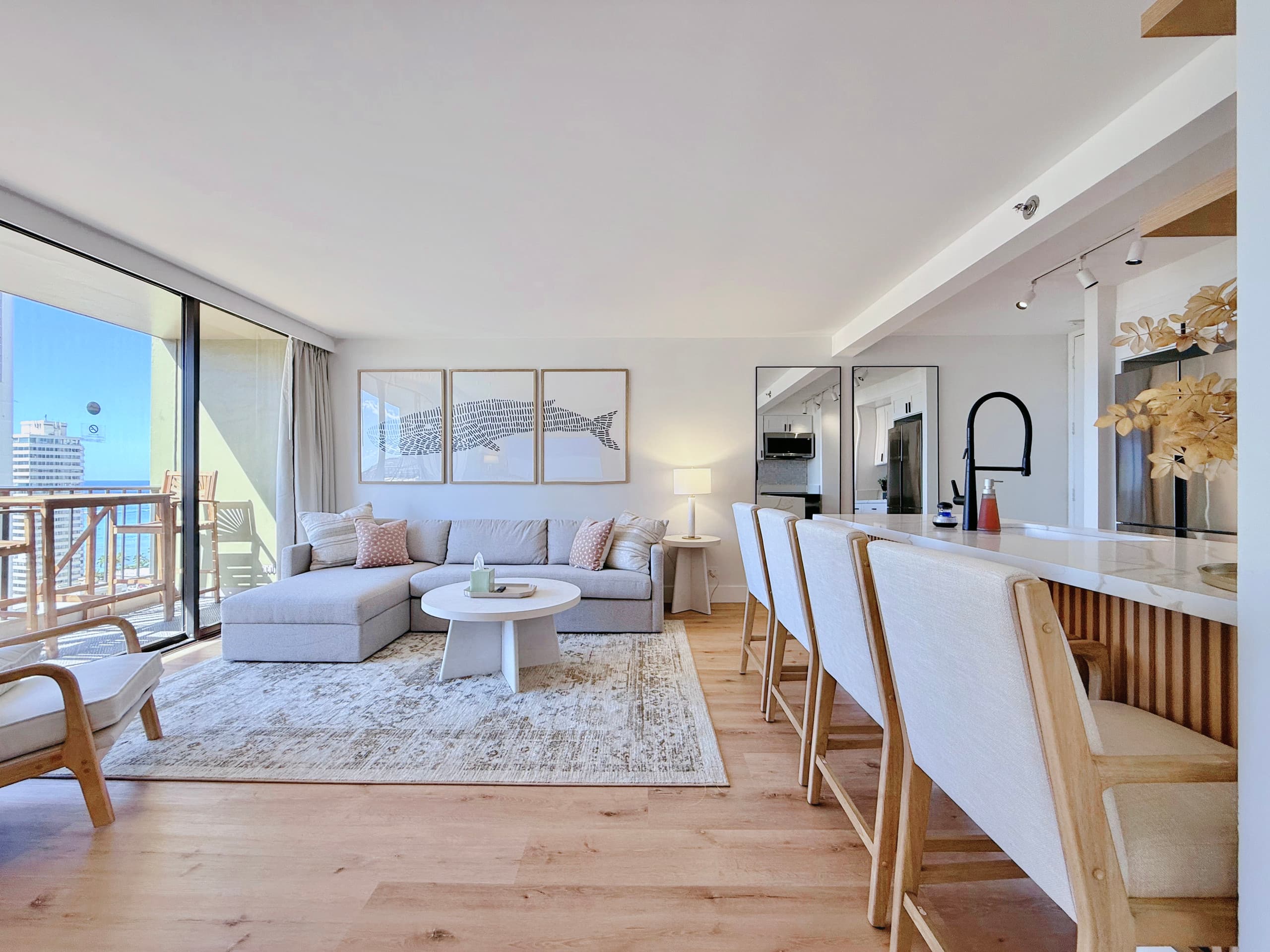 22FL-Upscale Fully Renovated-1BR-Waikiki! - Image 5