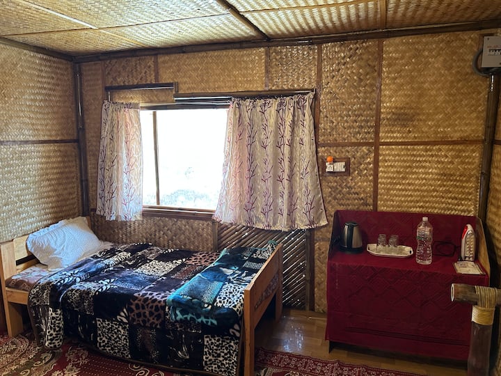 Alohi The Panaromic 
Cottage - Assam