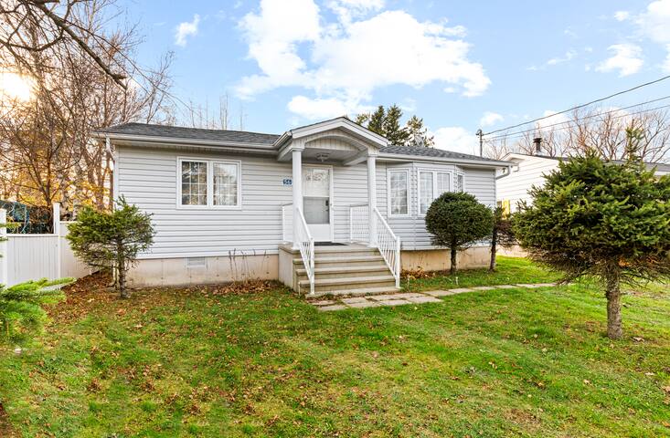 Évasion: Plage à proximité et hot tub privée ! gallery image 3