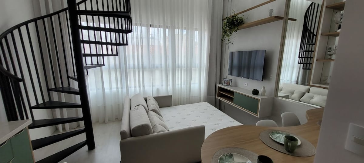 Airbnb em destaque: Apartment with garage in an excellent location. em Portão
