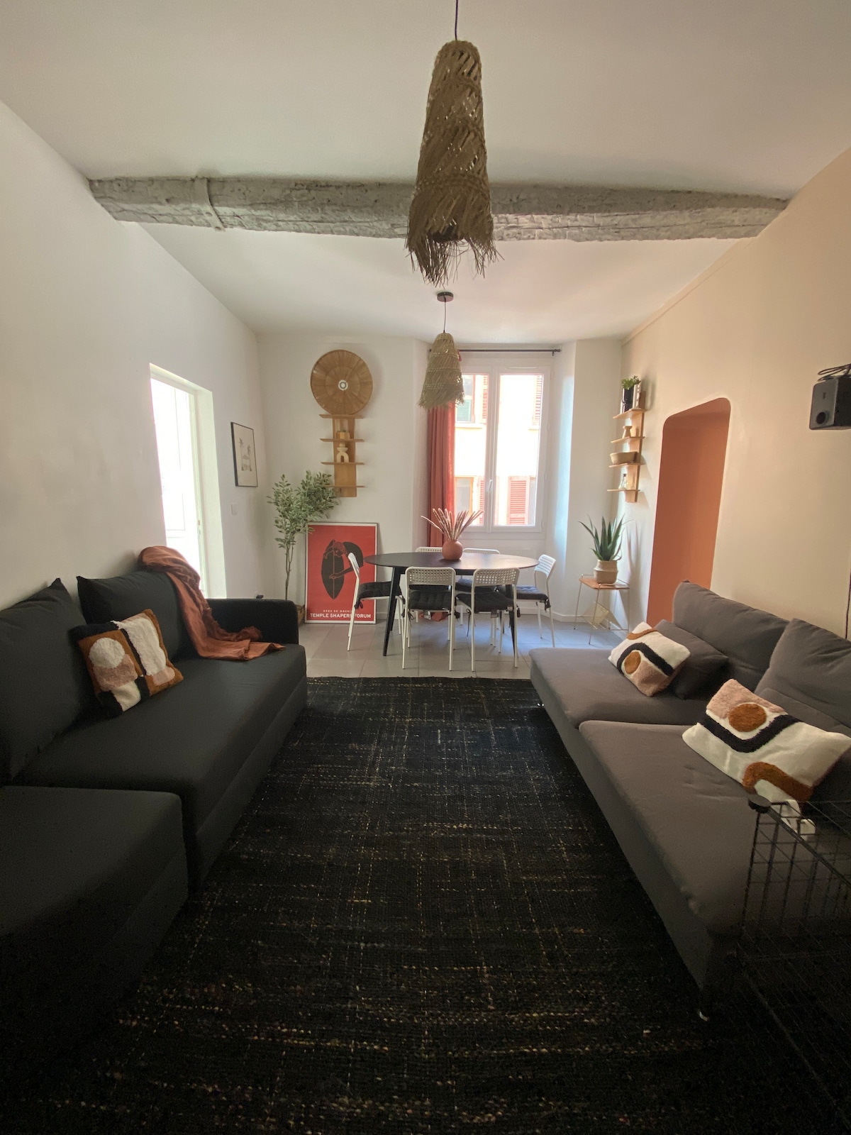 Popular Airbnb listing: Apartment near the port in Toulon