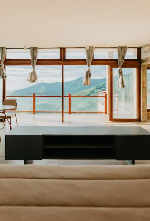Top performing Airbnb: Charming Stone House in Mulungu-CE in Mulungu
