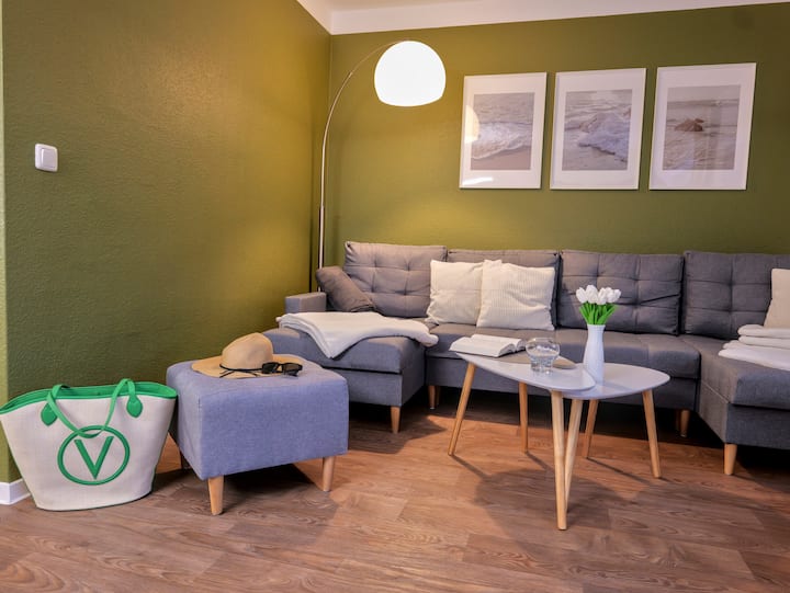 Din hyggelige stue i vores ferielejlighed – ren afslapning!