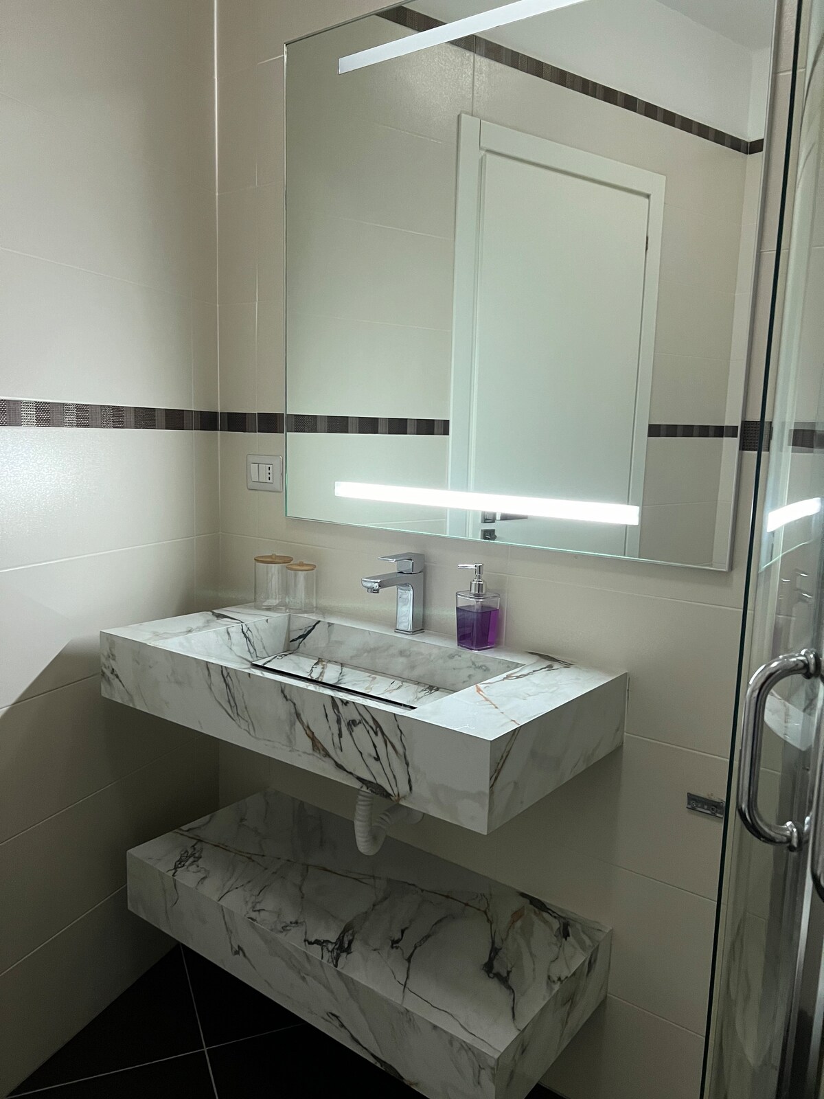 Listing 1337056950432398545