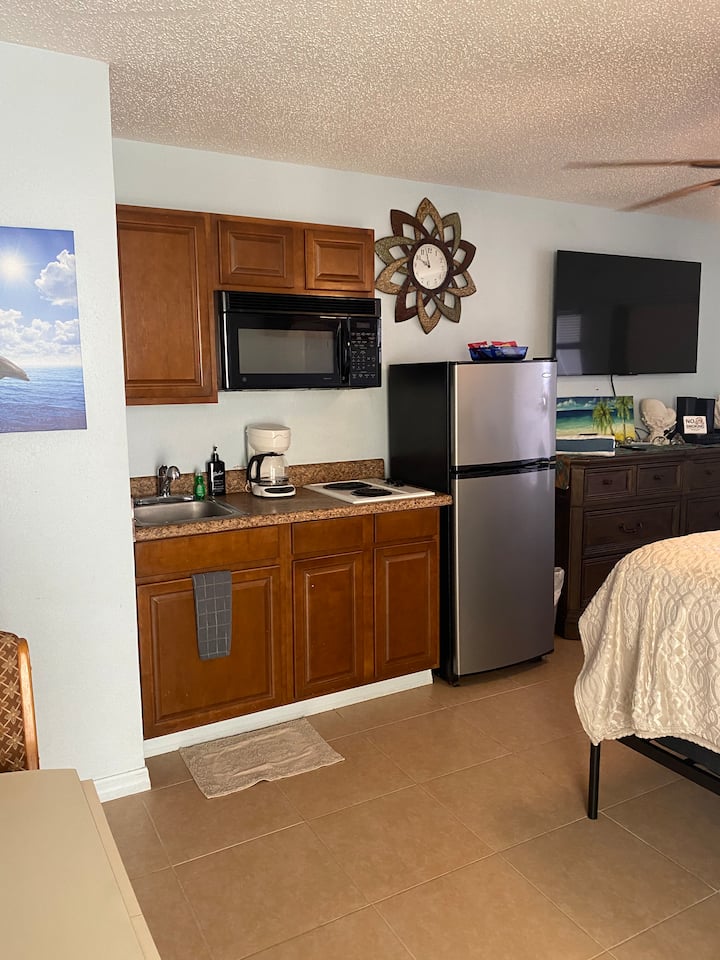 Ocean Front Jewel With Balcony - Daytona Beach