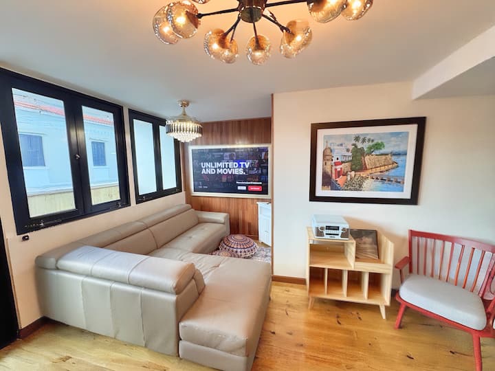 Ritzy Penthouse-20 Foot Balcony-3 Luxury Bathrooms - San Juan, Puerto Rico