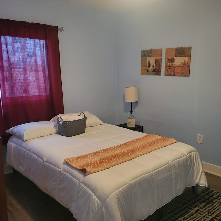 The Sunshine Suite - Welland