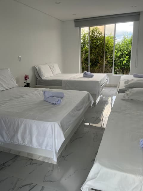 Popular Airbnb listing: Country house in Los Llanos in Restrepo