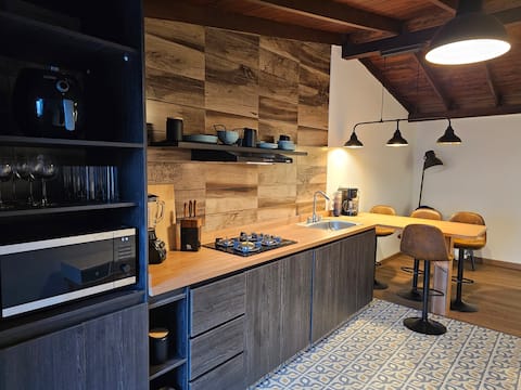 Private Suite 90 meters