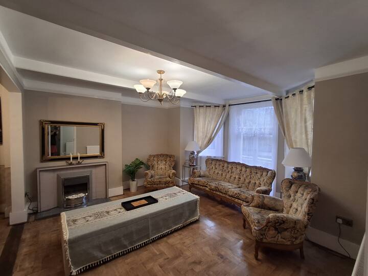 Victorian Beautiful Flat Near Eastbourne Beach - Eastbourne
