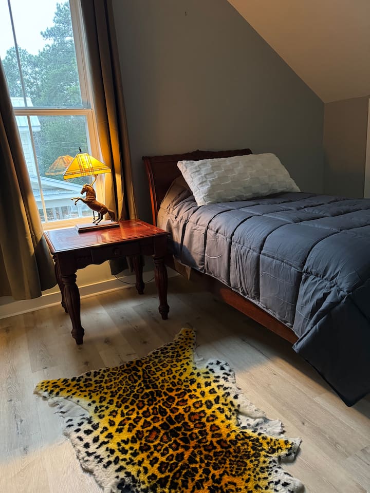 საძინებელი 2