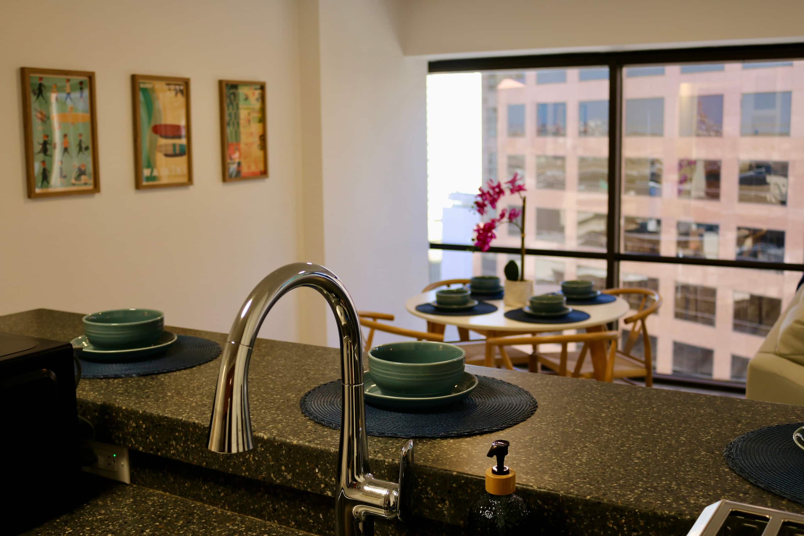 Honolulu Mountain View Condo w/ Free Parking - Image 21