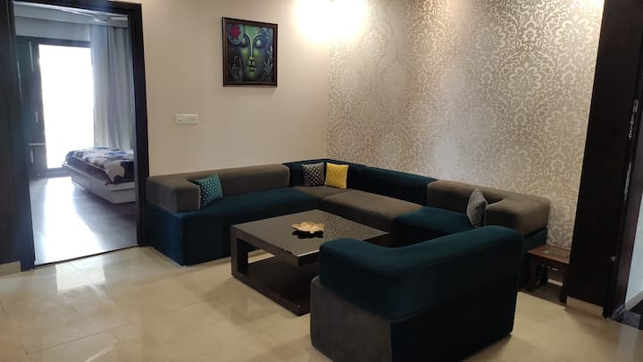 Luxury Nine Rooms Homistay - Panchkula