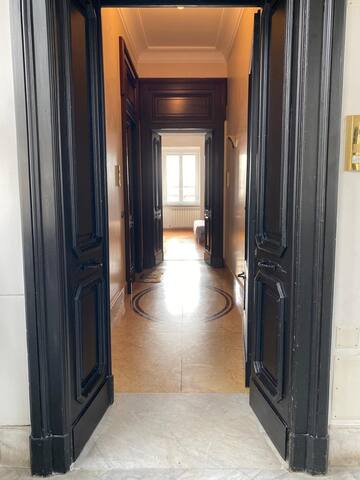 “Noviello Apartments”VIA DEI MILLE 4 posti letto