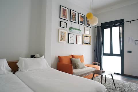 Top Airbnb: "Casa Welcome" Studio for 2 people very central in Chamberí