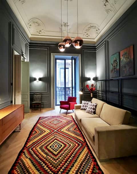 Top Airbnb: Elegant home in the city center in Catania