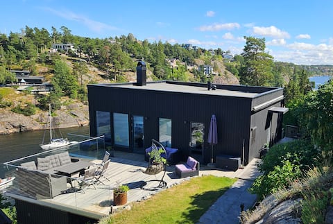 Oceanfront Retreat Near Stockholm - beach & sauna