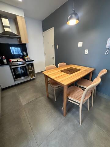 3 qts, 110 mts. Próx metrô, praia Copa e Ipa. Vaga gallery image 4