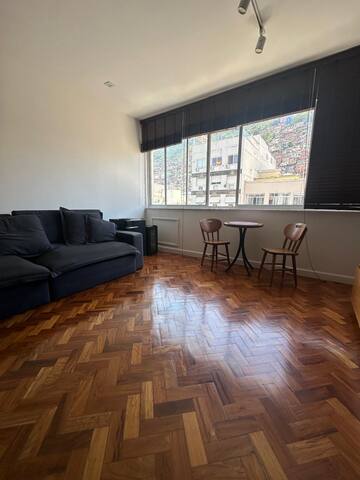 3 qts, 110 mts. Próx metrô, praia Copa e Ipa. Vaga gallery image 2