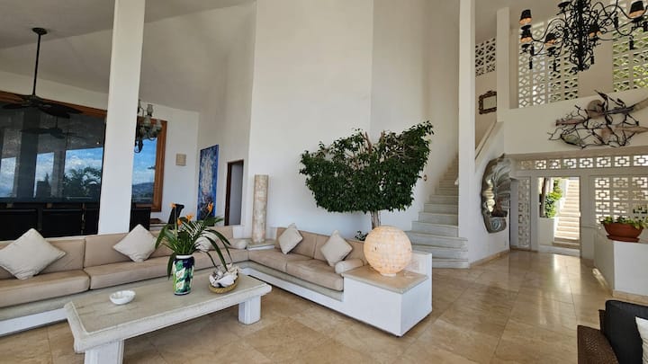 Hermosa Villa En Renta - Acapulco