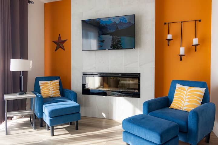Amazing Home In Nw Calgary | Great Amenities! - Calgary