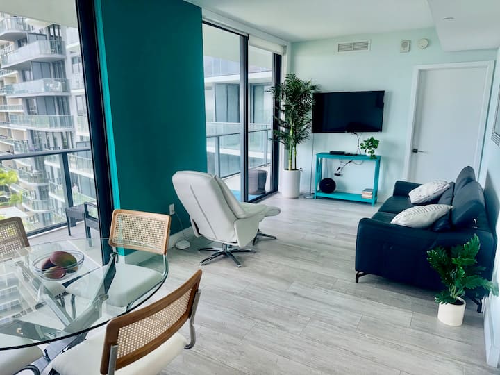 Vibrant Loft In Midtown - Miami, FL