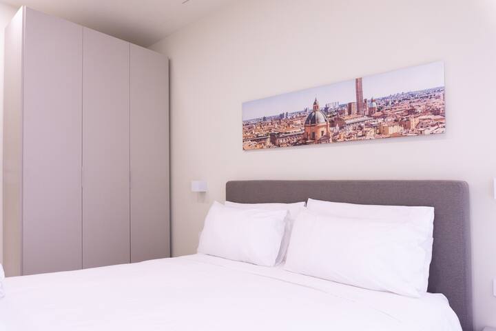 Marconi 34 / Luxurious Condo in Old Town Bologna gallery image 3